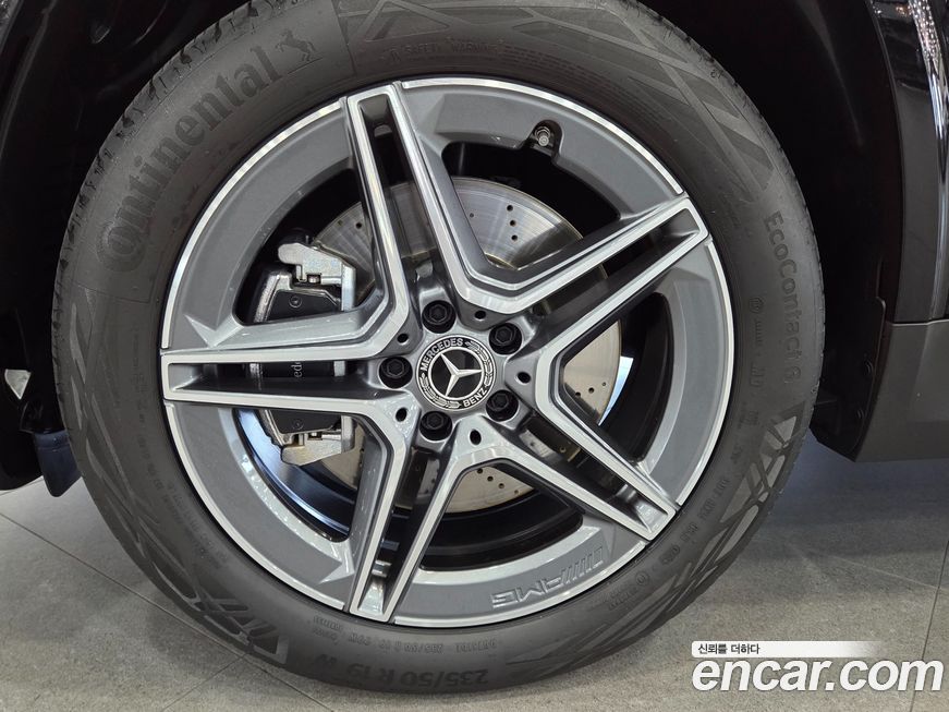 Mercedes-Benz GLA-Class 2024