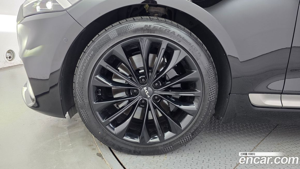 Kia K9 2023