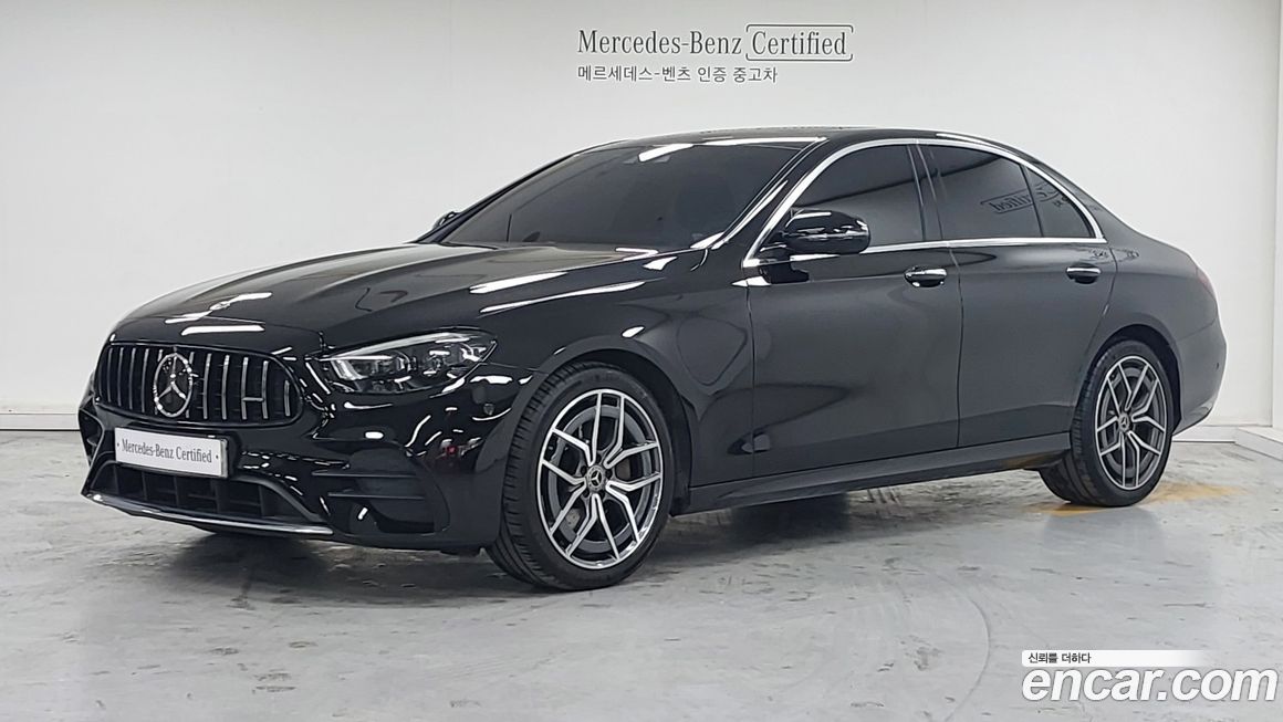 Mercedes-Benz E-Class 2022