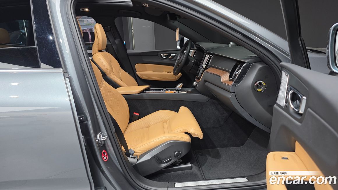 Volvo XC60 2021