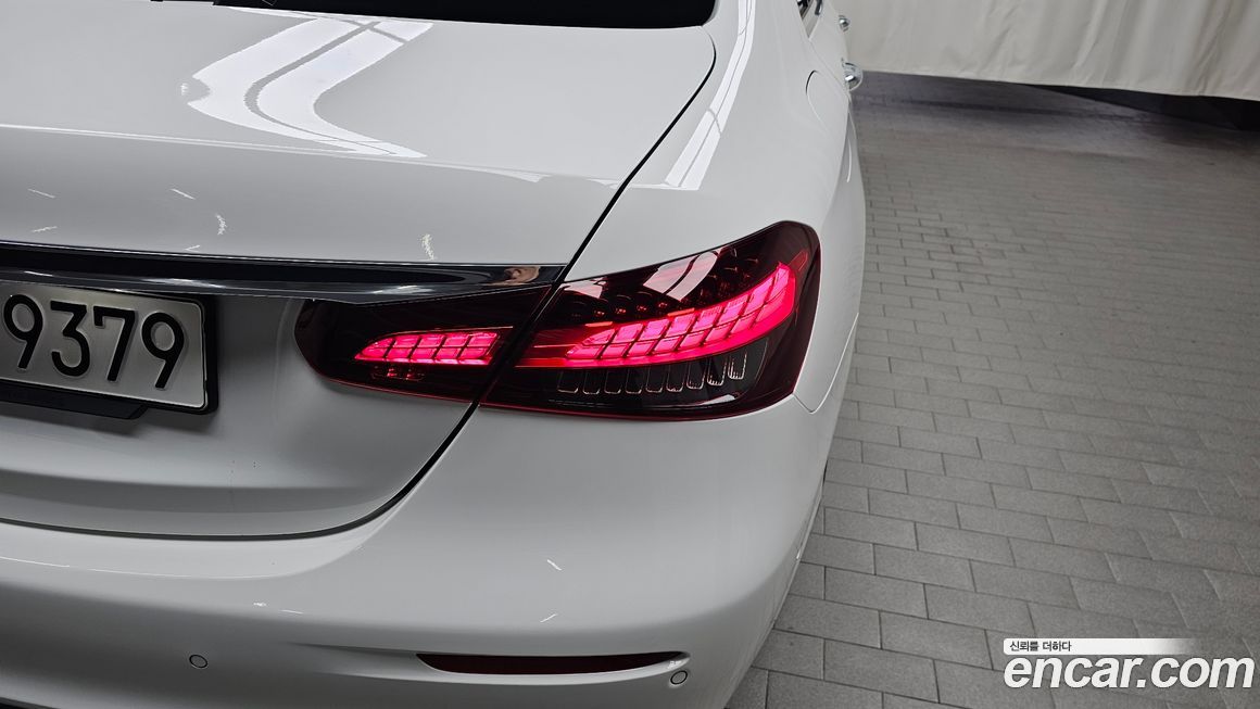 Mercedes-Benz E-Class 2023