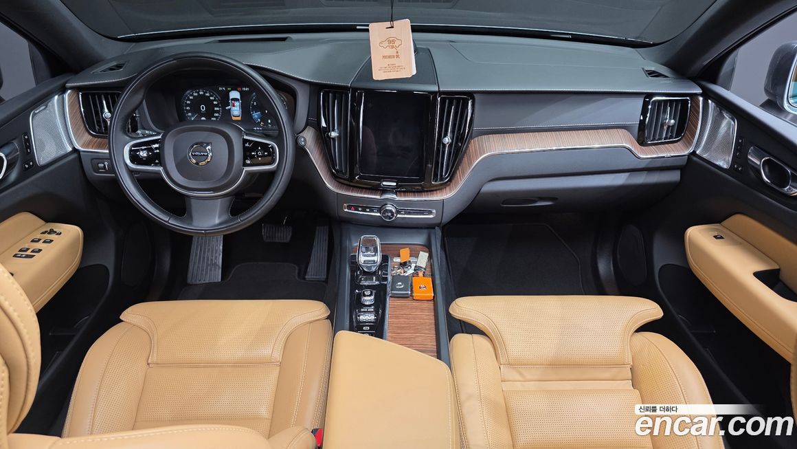 Volvo XC60 2021
