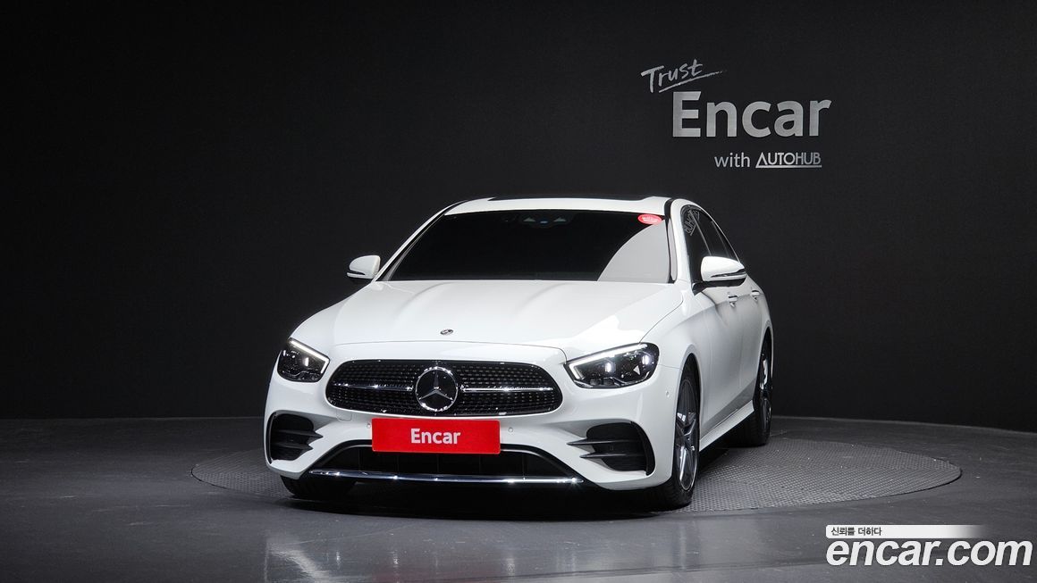 Mercedes-Benz E-Class 2023