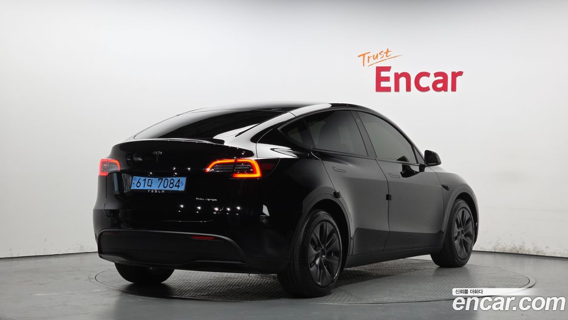 Tesla Model Y 2022