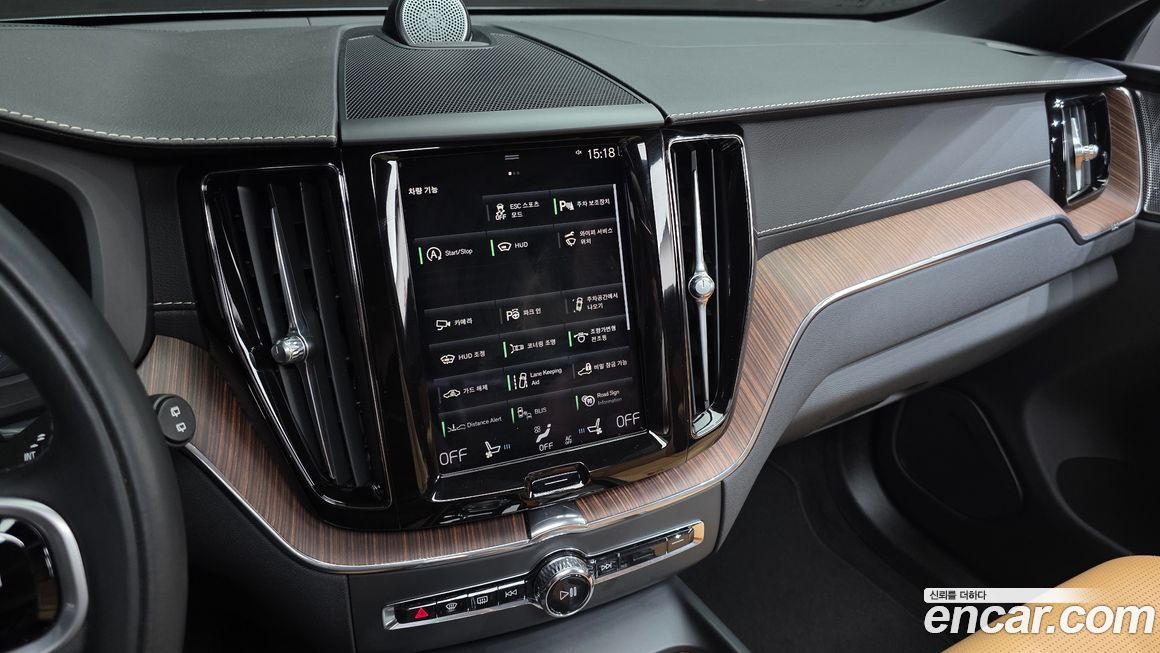 Volvo XC60 2021