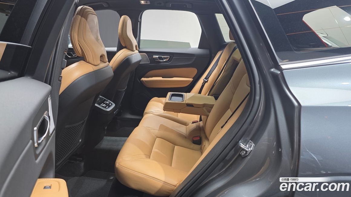 Volvo XC60 2021