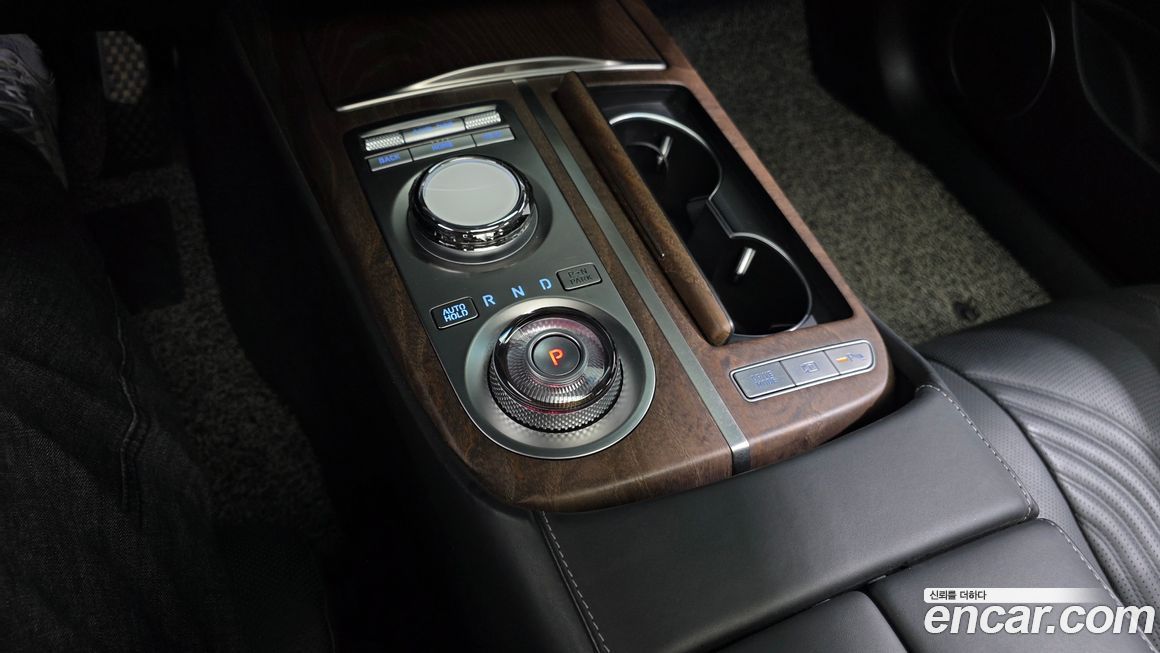 Genesis G80 2023