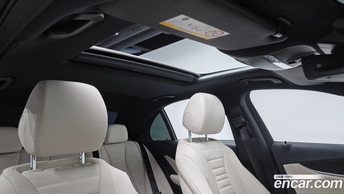 Mercedes-Benz E-Class 2023