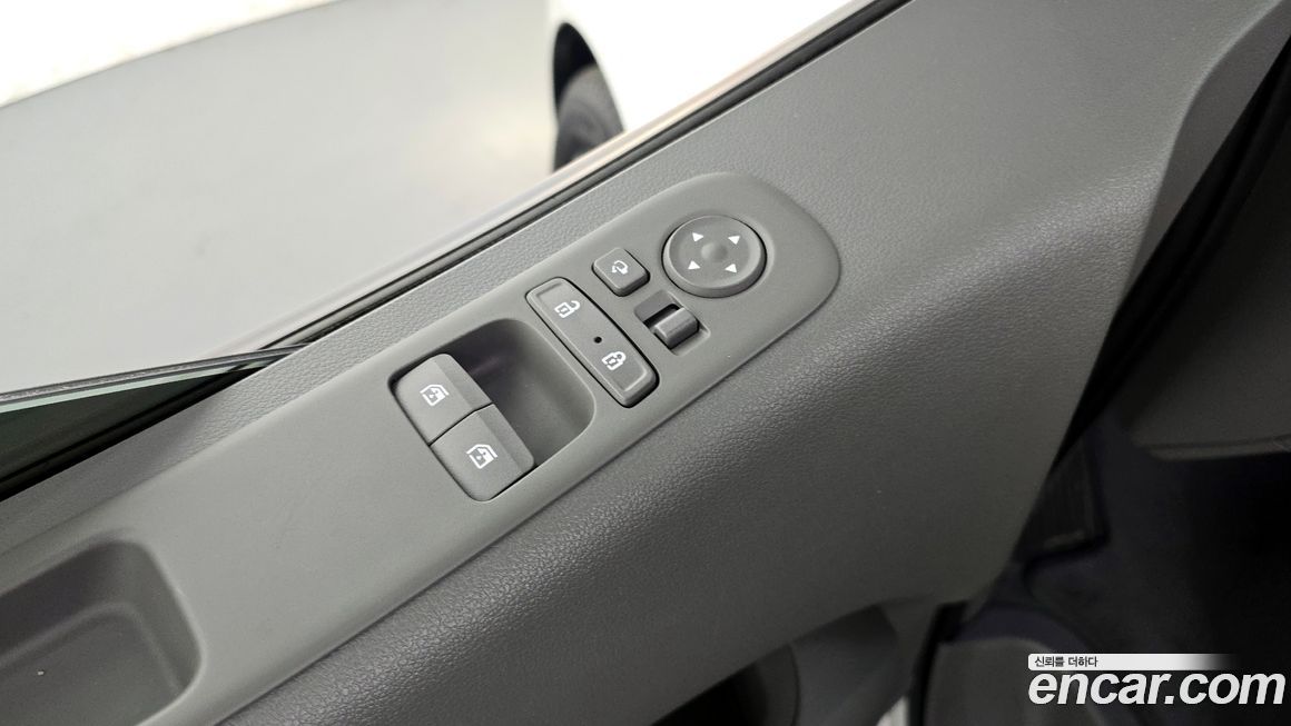 Hyundai Staria 2024