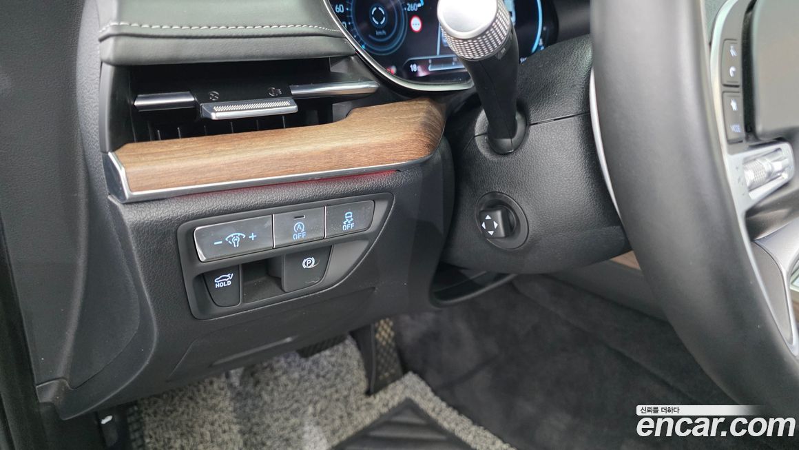 Genesis G80 2023