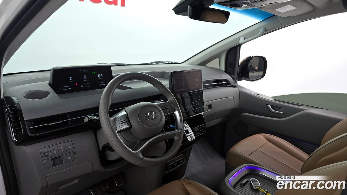 Hyundai Staria 2024