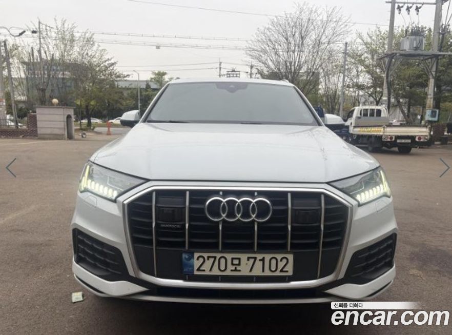 Audi Q7 2021