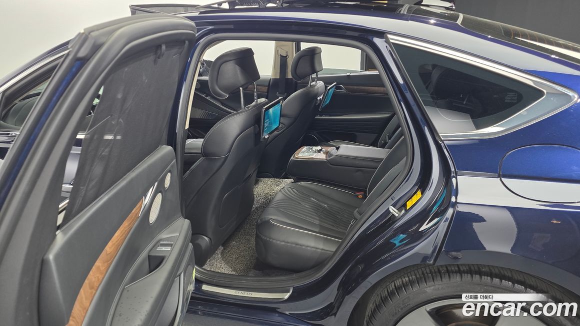Genesis G80 2023