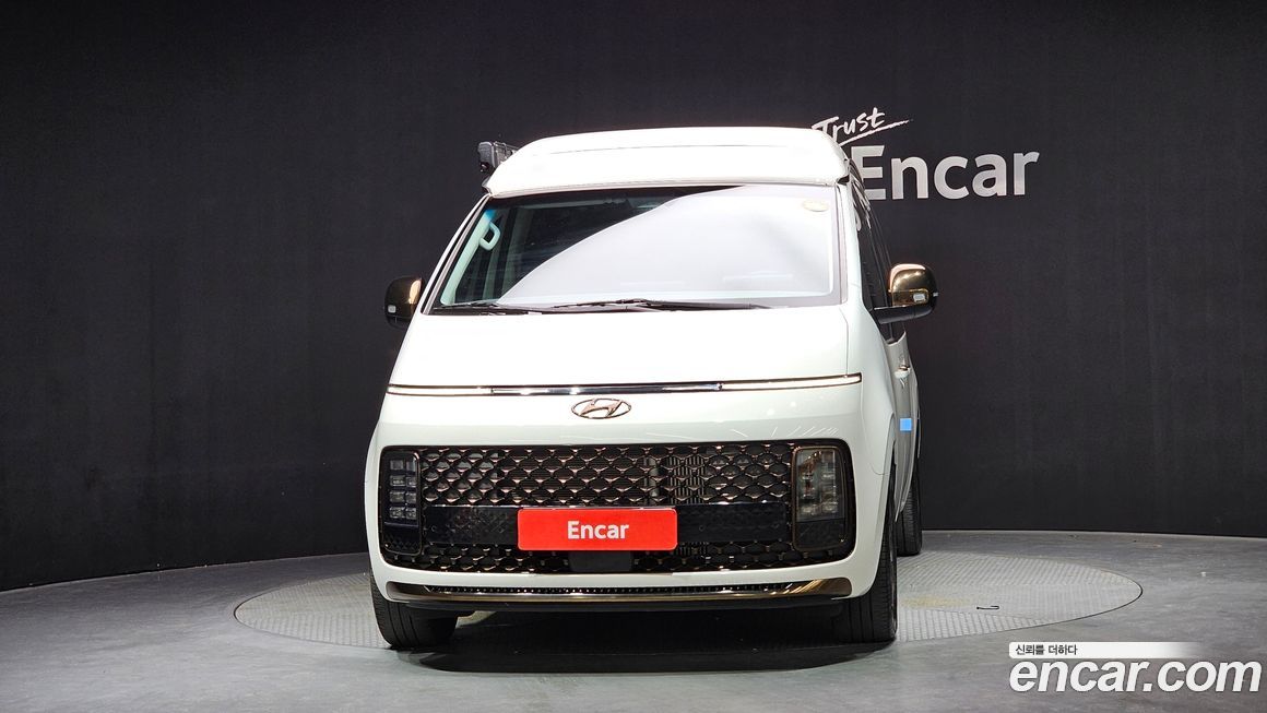 Hyundai Staria 2024