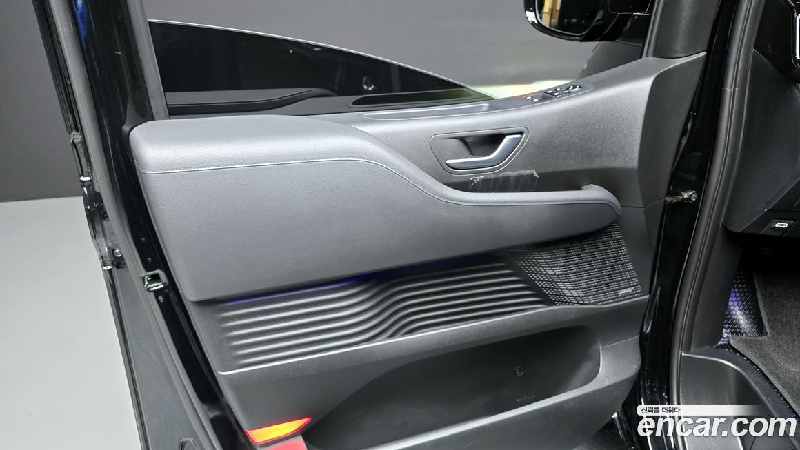 Hyundai Staria 2023