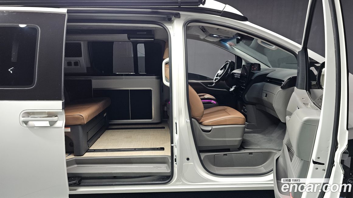 Hyundai Staria 2024