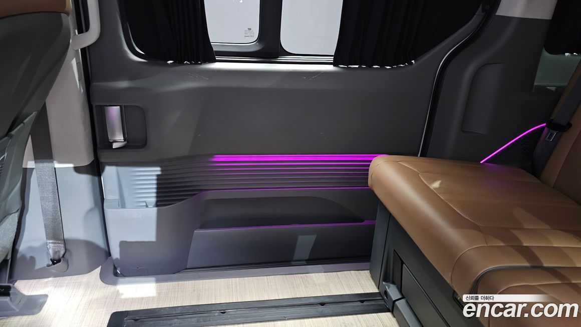 Hyundai Staria 2024