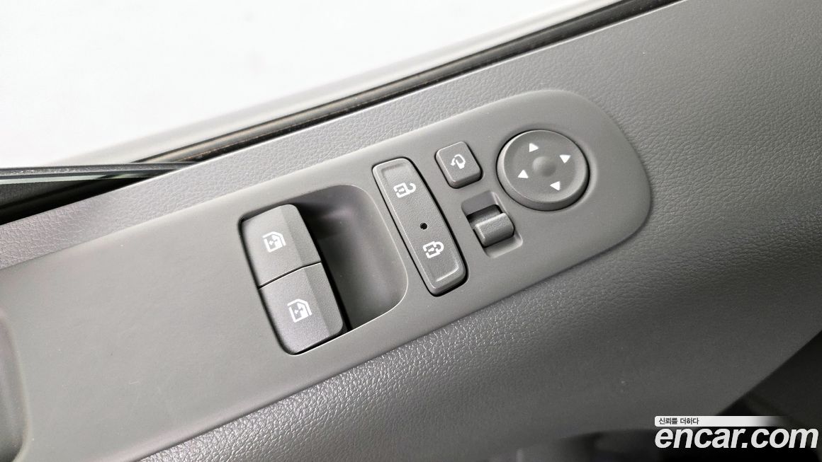 Hyundai Staria 2024