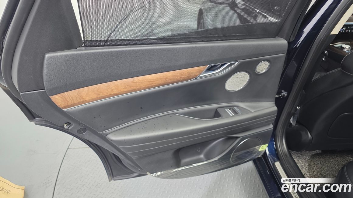 Genesis G80 2023