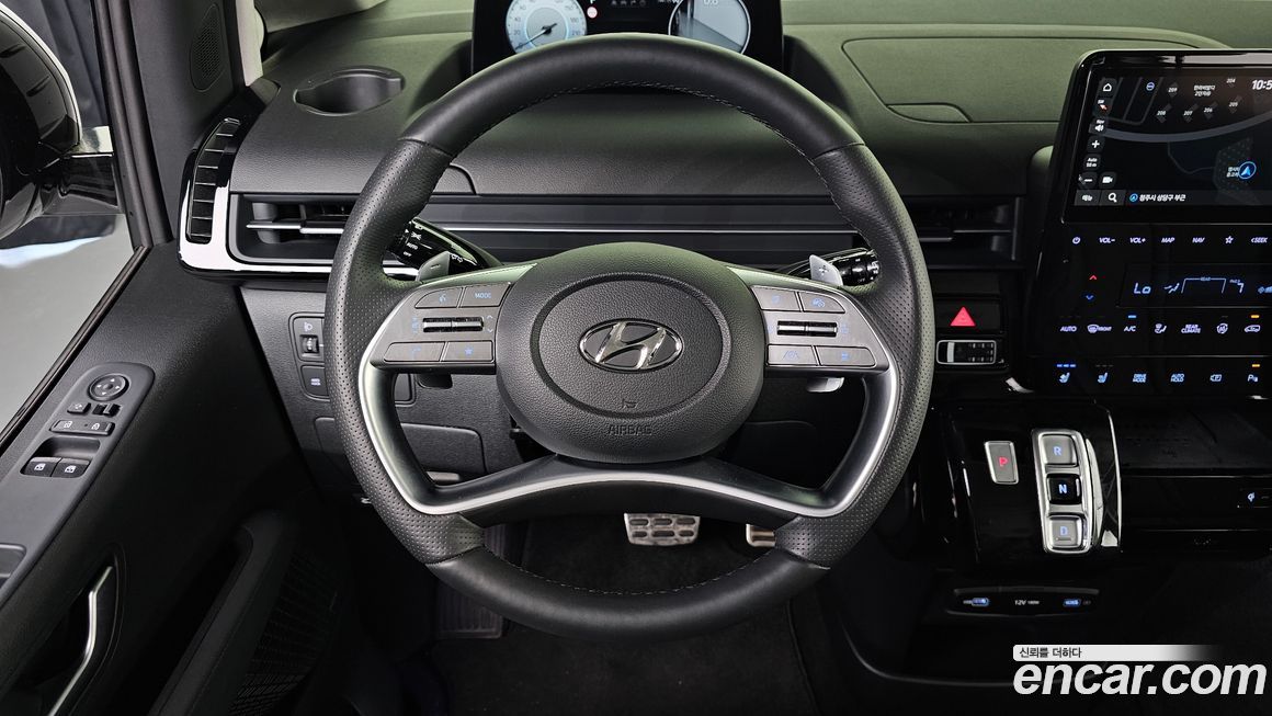 Hyundai Staria 2023