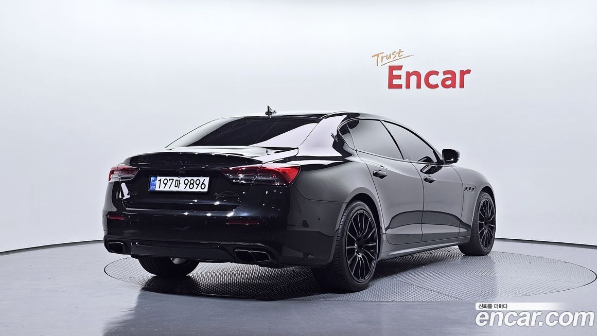 Maserati Quattroporte 2017