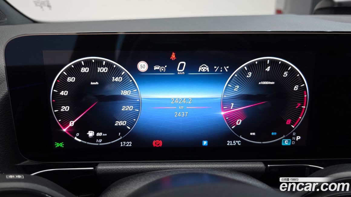 Mercedes-Benz GLA-Class 2025