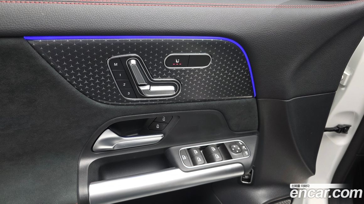 Mercedes-Benz GLA-Class 2025