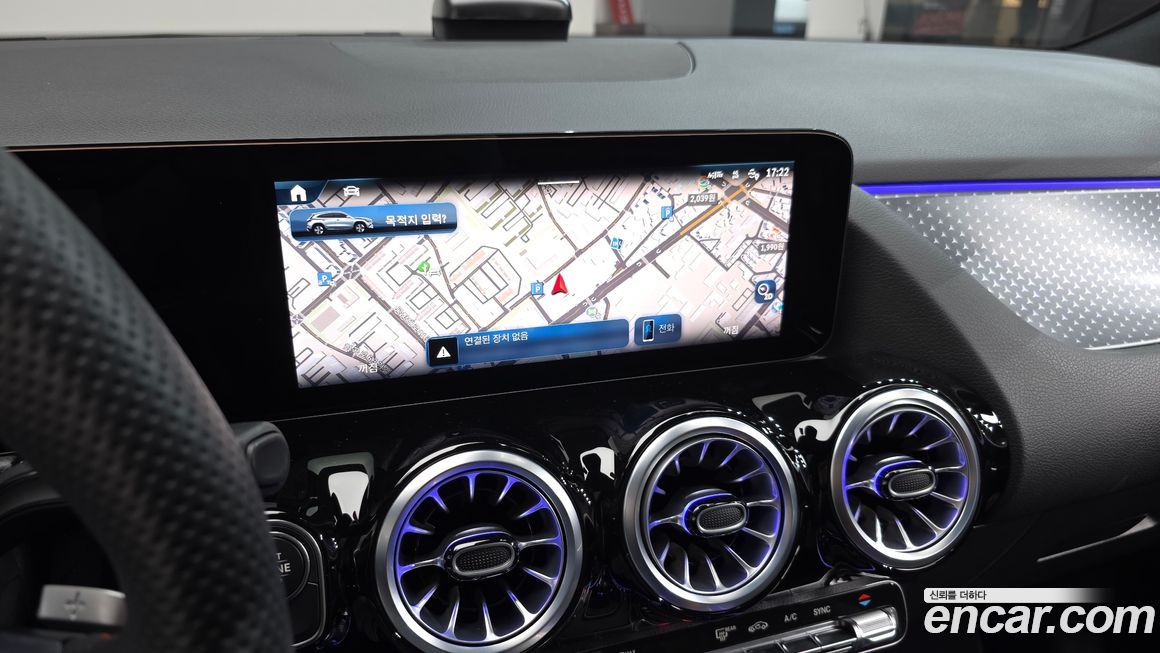 Mercedes-Benz GLA-Class 2025