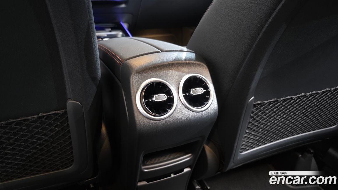 Mercedes-Benz GLA-Class 2025