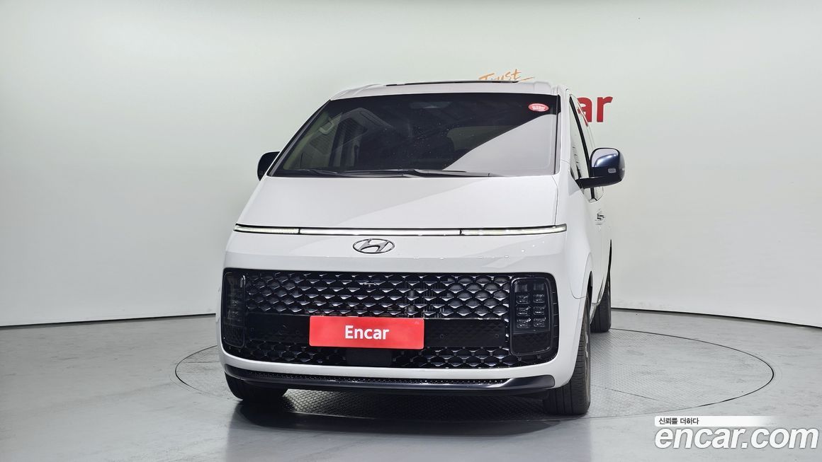 Hyundai Staria 2023
