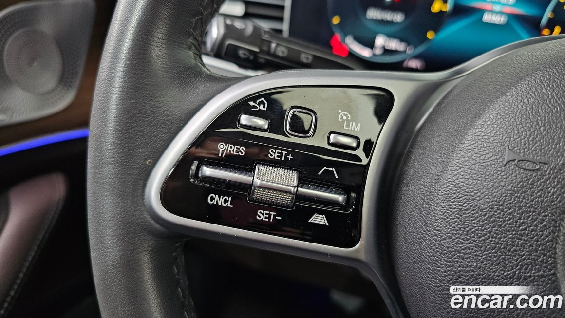 Mercedes-Benz GLE-Class 2020