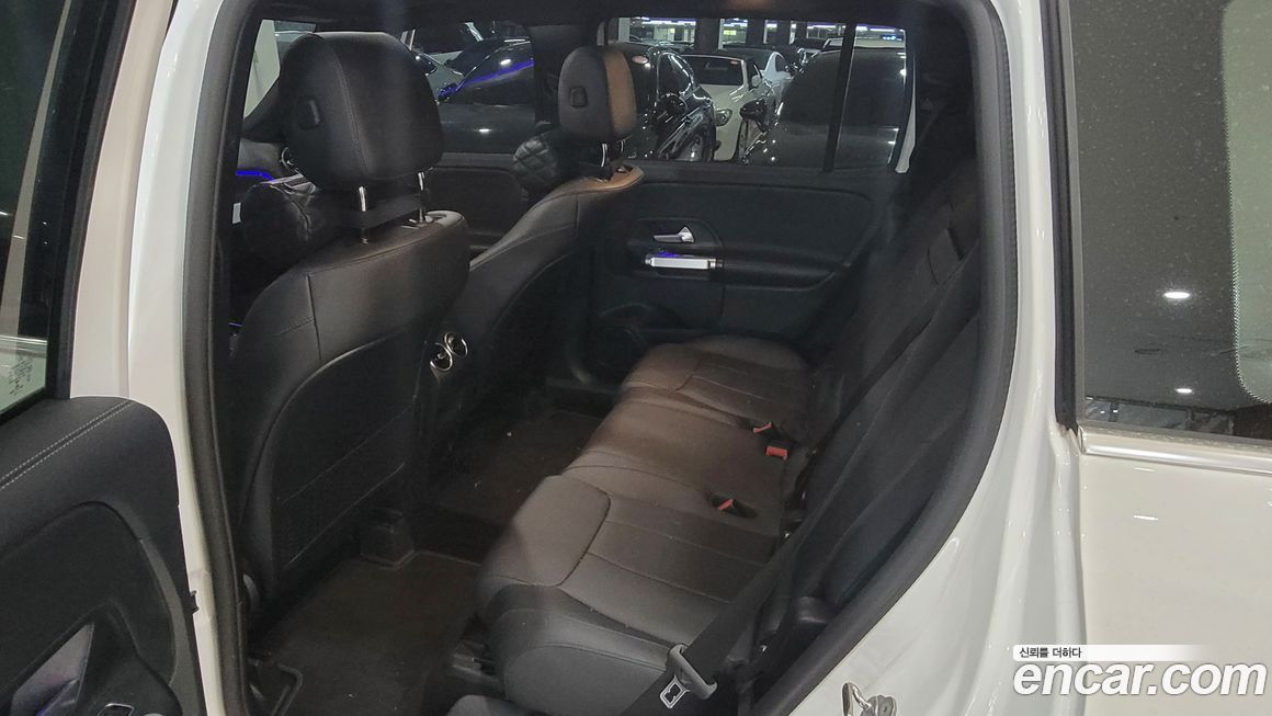 Mercedes-Benz GLB-Class 2022