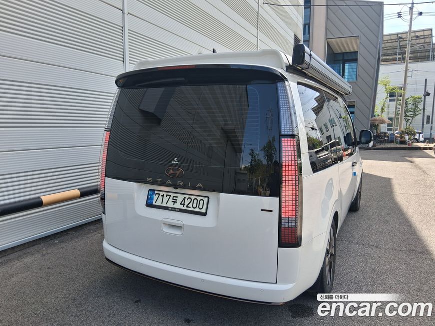 Hyundai Staria 2023