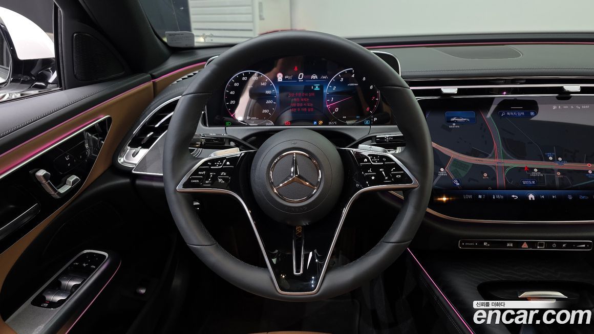 Mercedes-Benz E-Class 2025