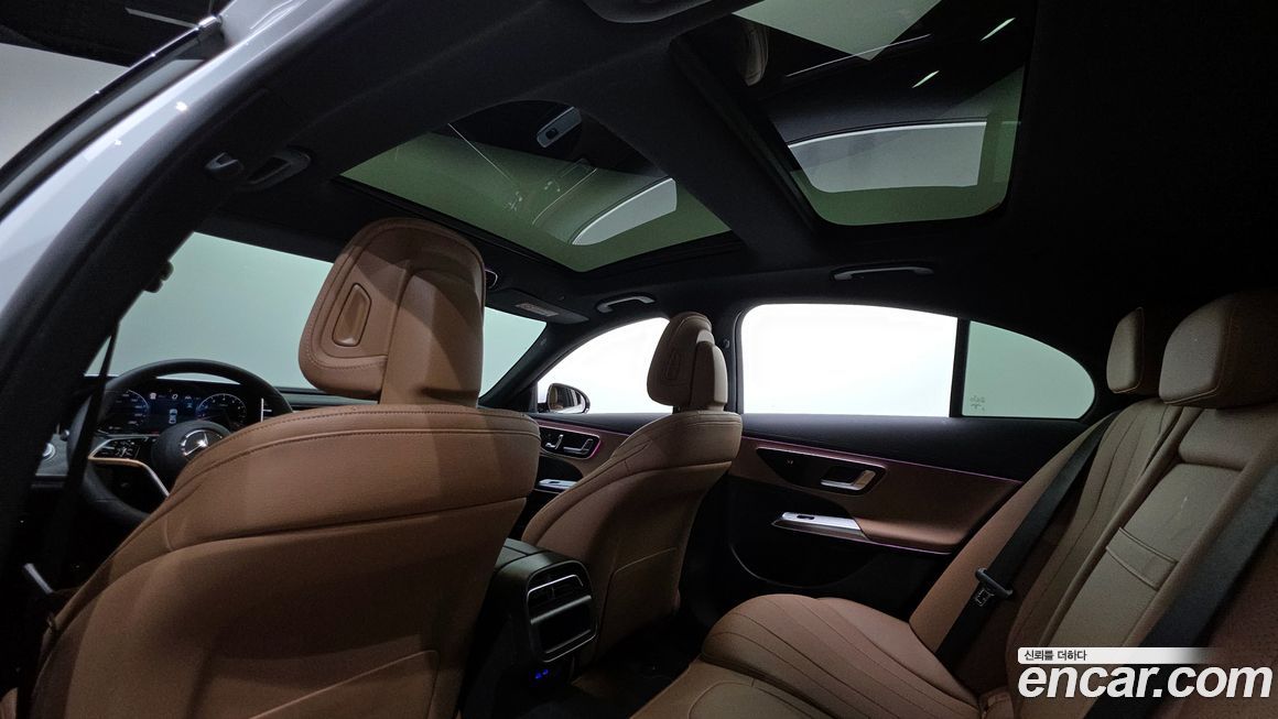 Mercedes-Benz E-Class 2025