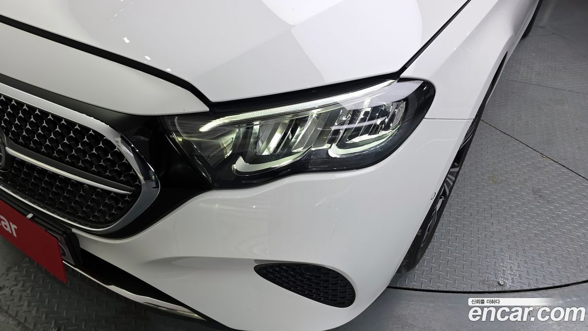 Mercedes-Benz E-Class 2025