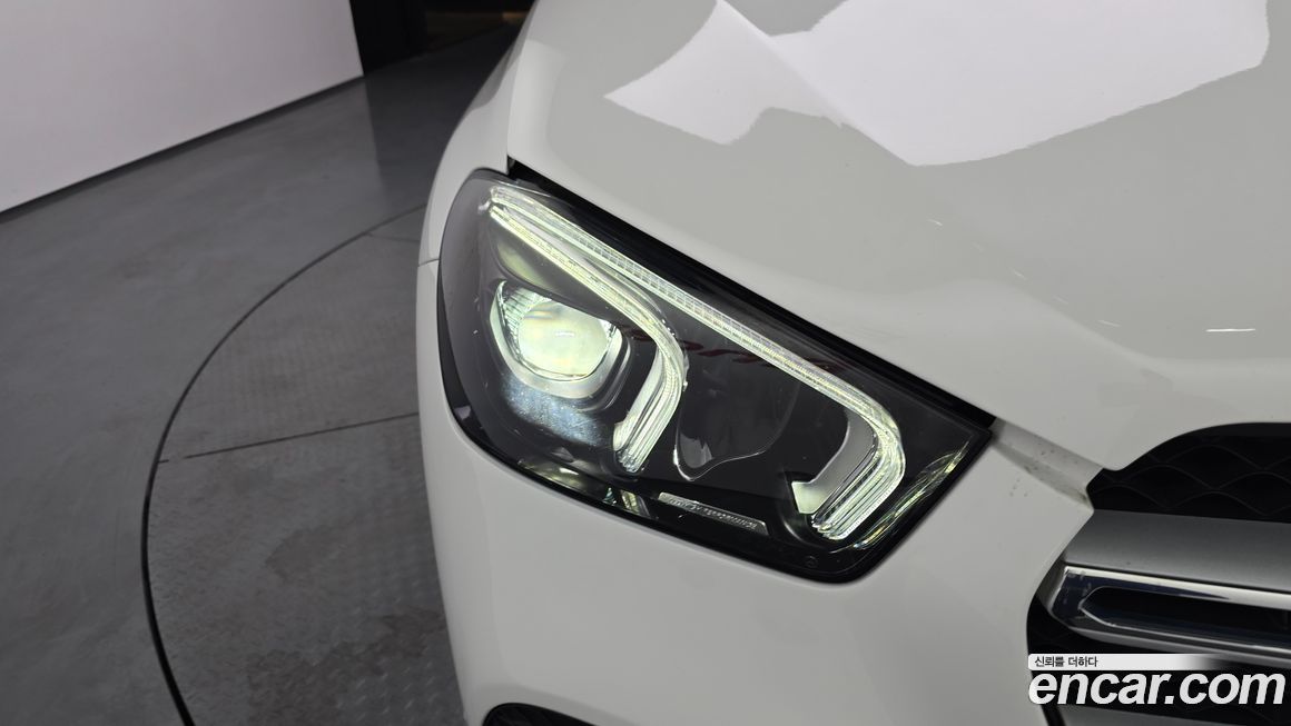 Mercedes-Benz GLE-Class 2021