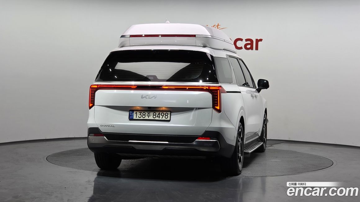 Kia Canival 2024