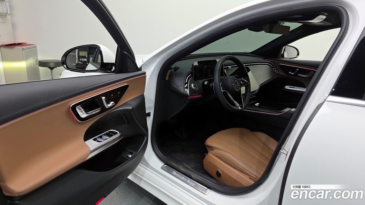 Mercedes-Benz E-Class 2025