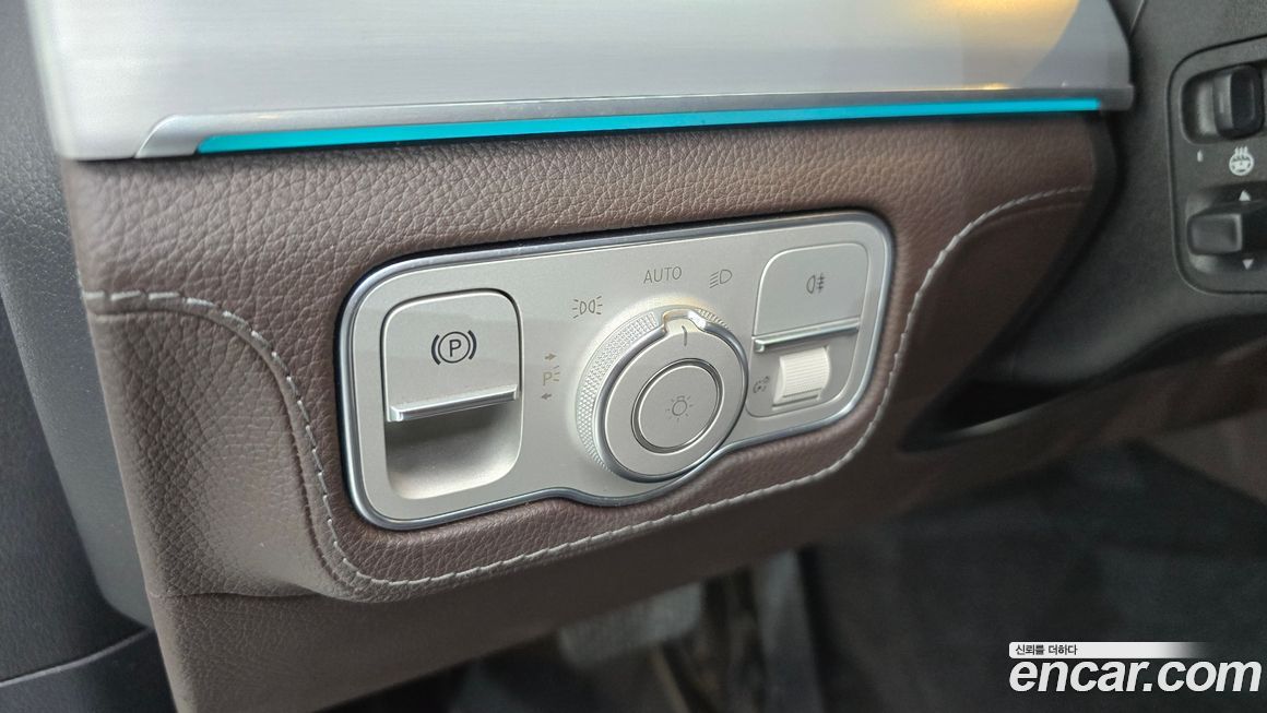 Mercedes-Benz GLE-Class 2021