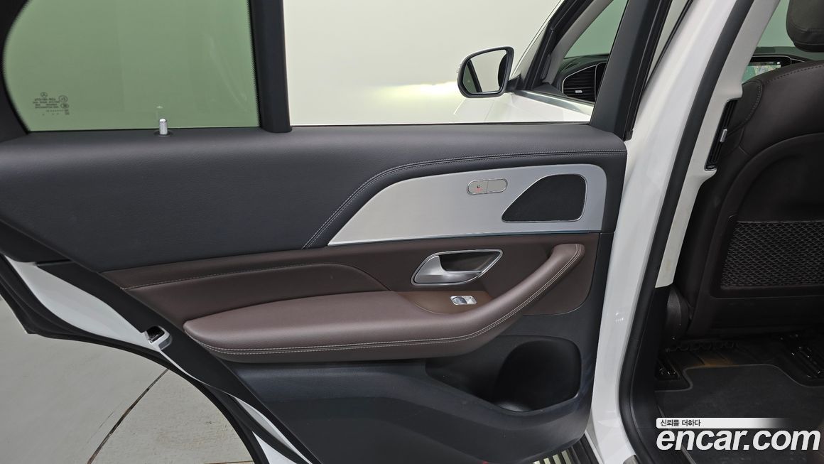 Mercedes-Benz GLE-Class 2021