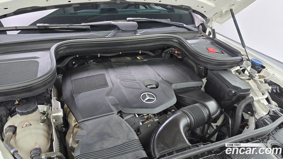 Mercedes-Benz GLE-Class 2021