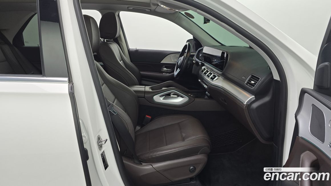 Mercedes-Benz GLE-Class 2021