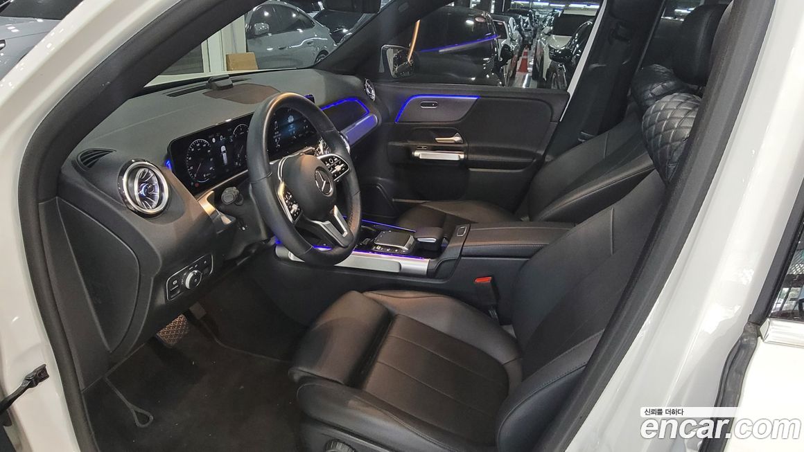 Mercedes-Benz GLB-Class 2022