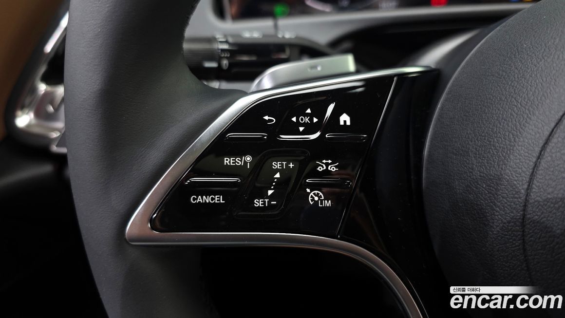 Mercedes-Benz E-Class 2025