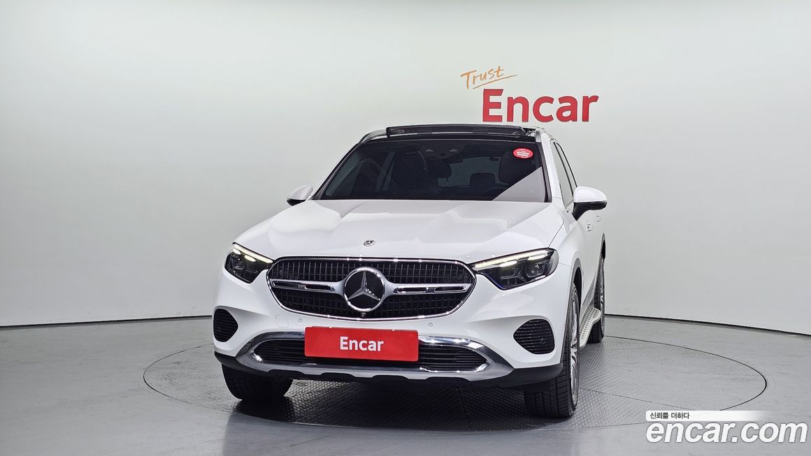 Mercedes-Benz GLC-Class 2024