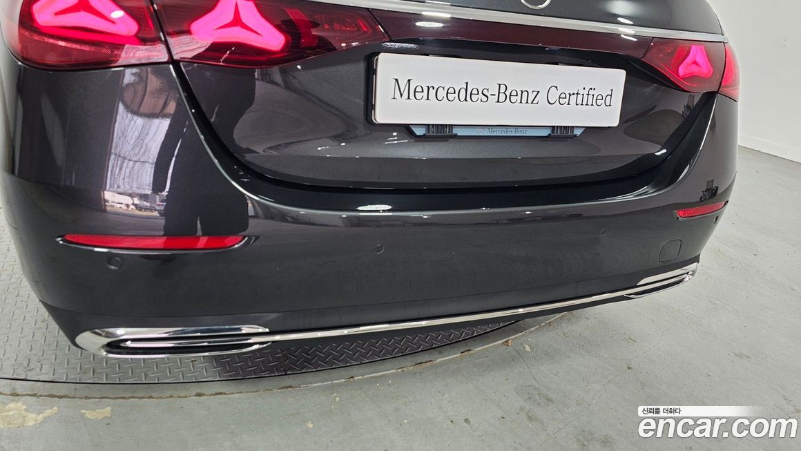 Mercedes-Benz E-Class 2025