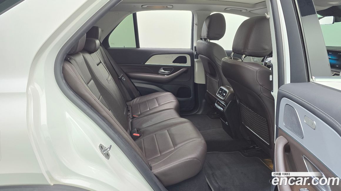 Mercedes-Benz GLE-Class 2021