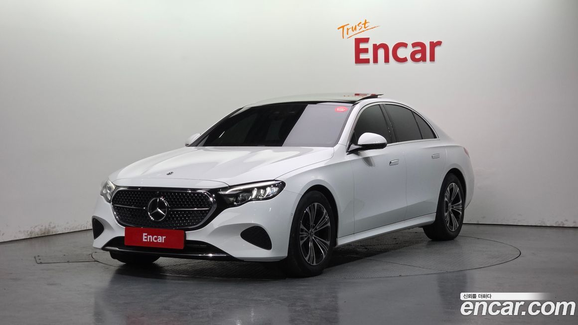 Mercedes-Benz E-Class 2025