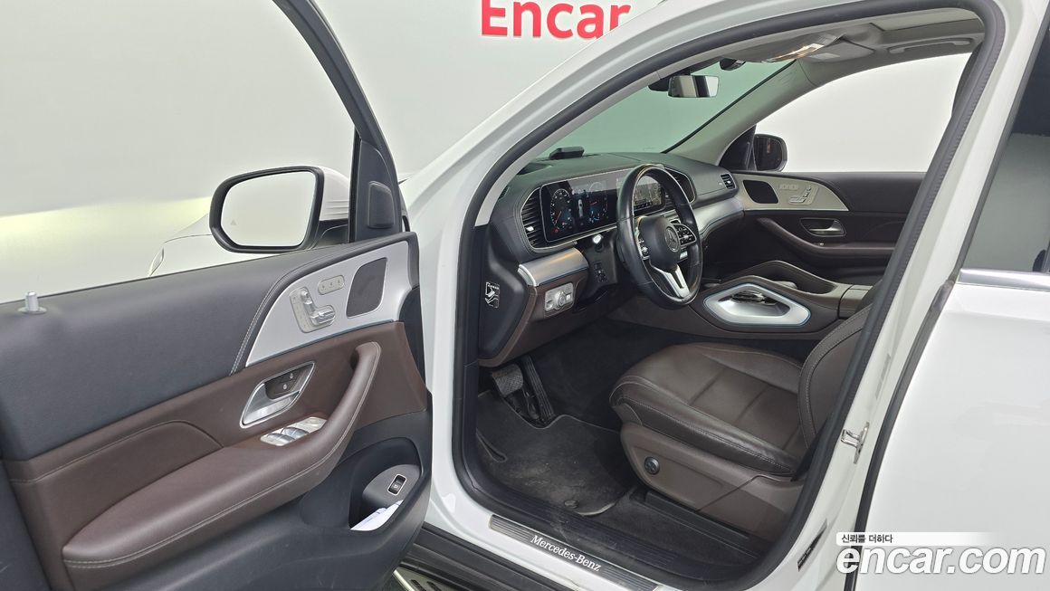 Mercedes-Benz GLE-Class 2021